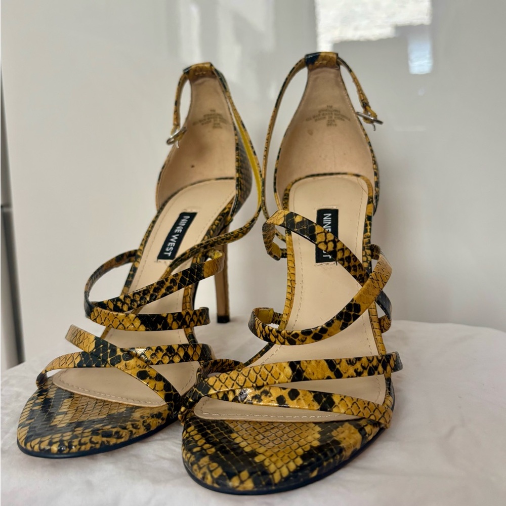 Nine West Yellow and Black Snake Print Heels